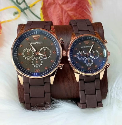 Unisex Quartz Couple Watches Set Round Case Multi Color